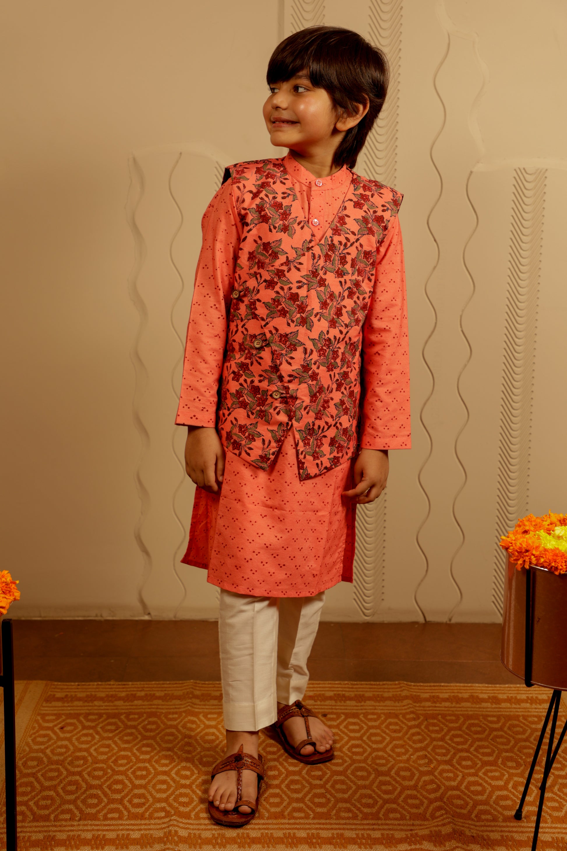 PEACH KURTA PYJAMA SET WITH PHOOLJAAL  JACKET
