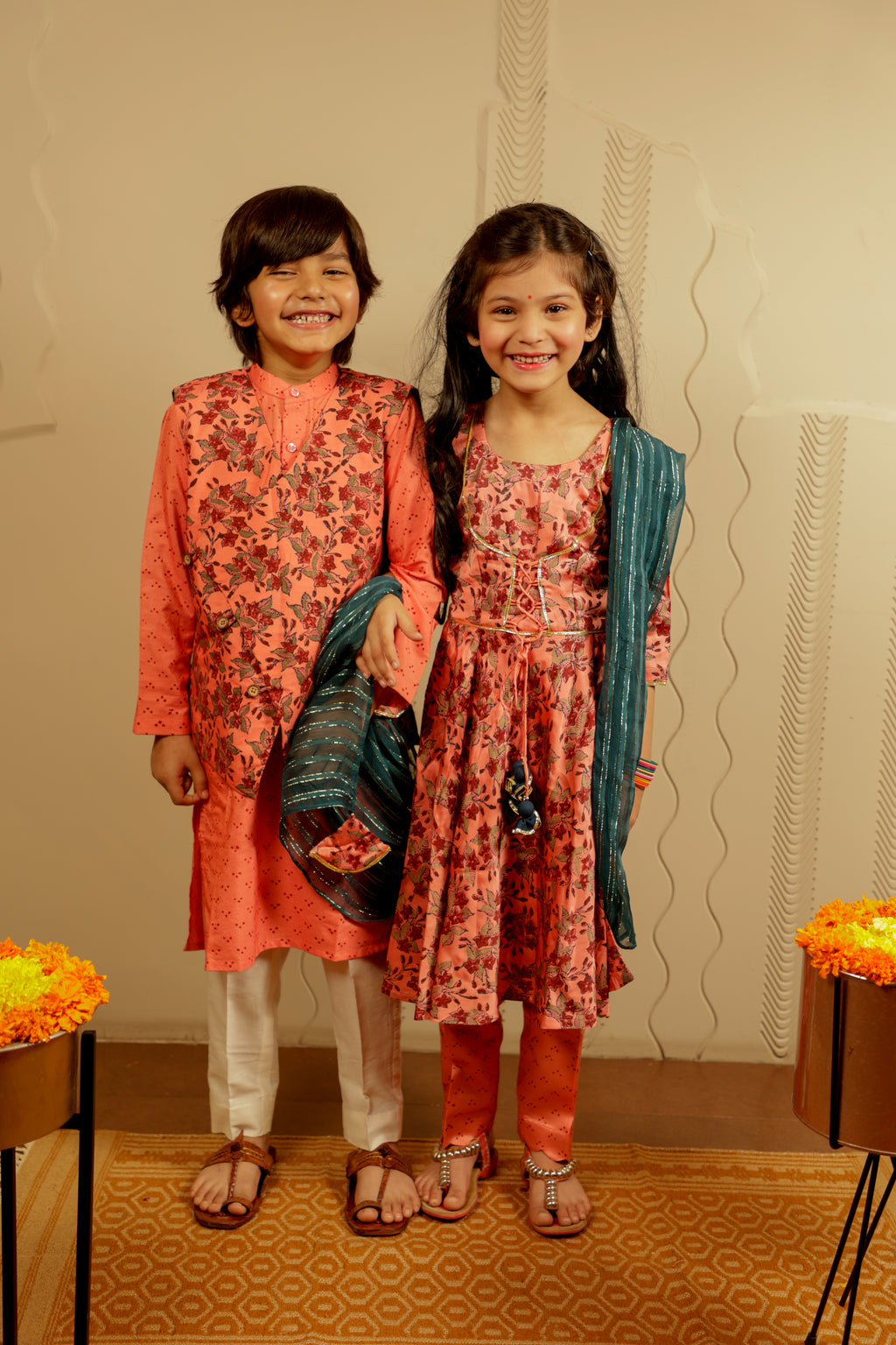 PEACH KURTA PYJAMA SET WITH PHOOLJAAL  JACKET