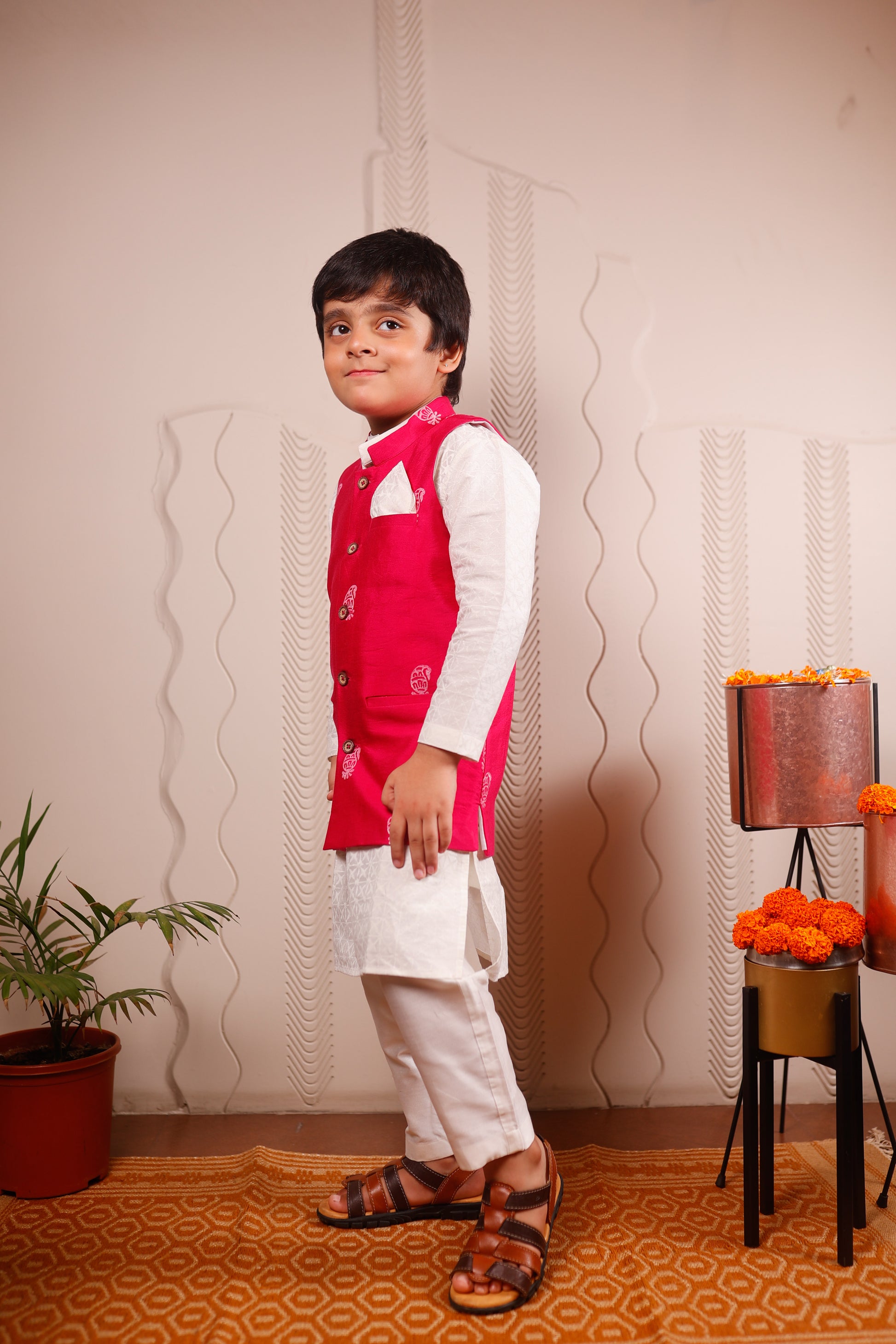 SELF PRINTED KURTA PAJAMA SET WITH PINK JACKET