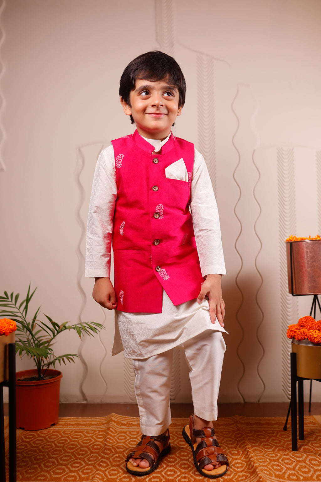 SELF PRINTED KURTA PAJAMA SET WITH PINK JACKET