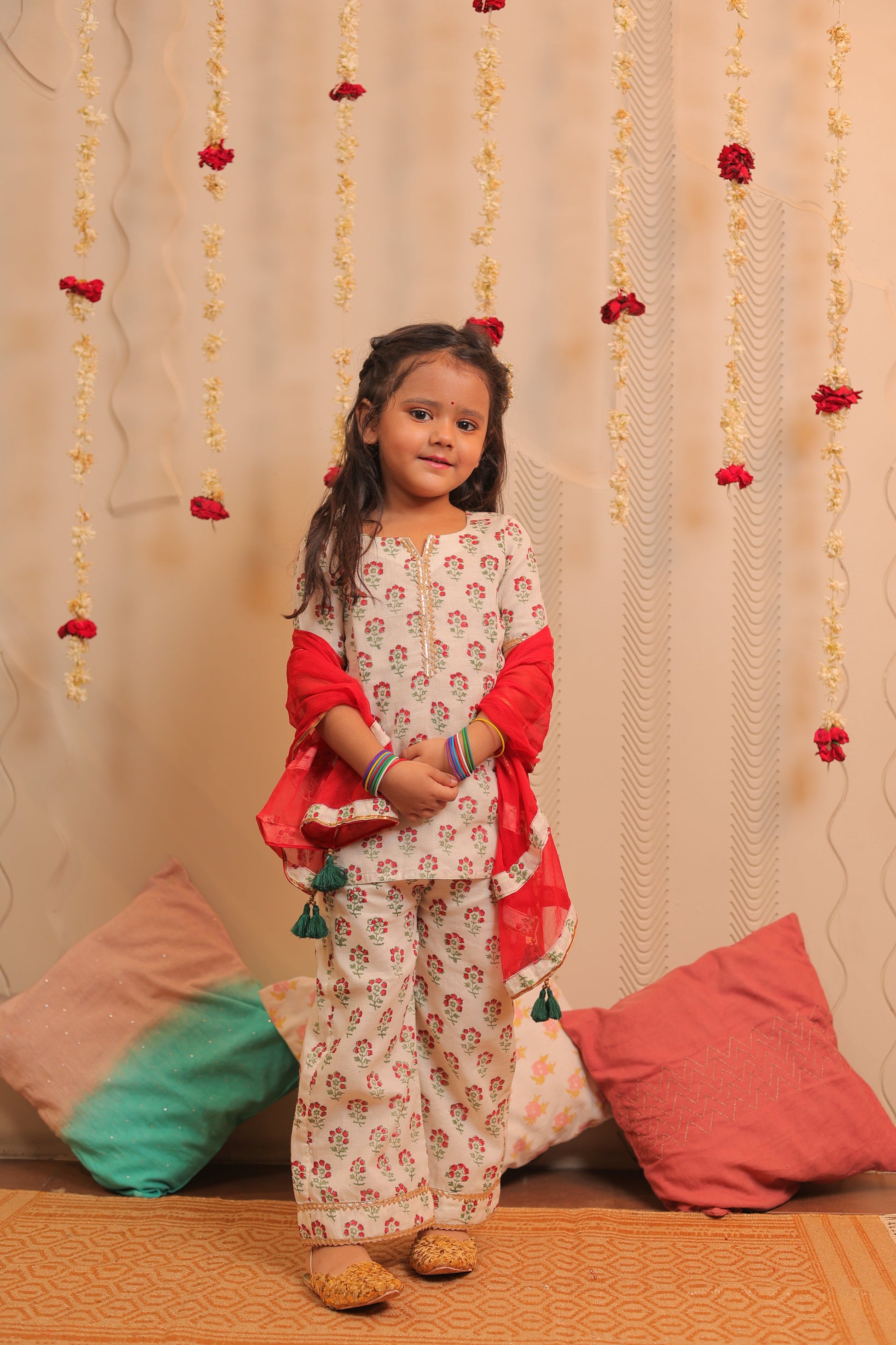 Jasmine kurta pants with dupatta